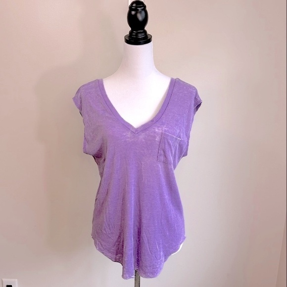 NWT CHASER V-Neck Relaxed Cap Sleeve Top Light Purple Size Medium - Picture 2 of 9